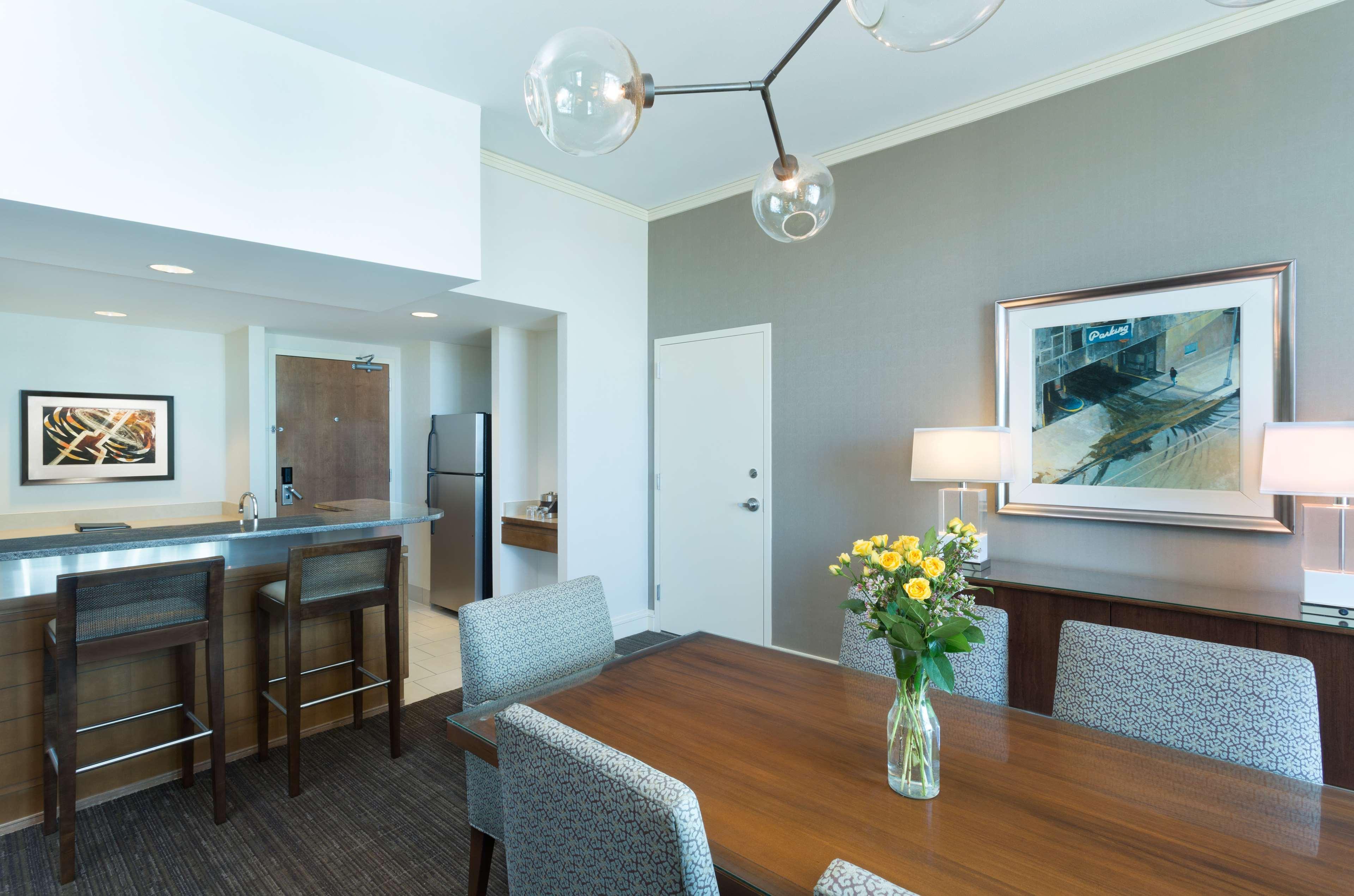 Hampton Inn & Suites Denver-Cherry Creek Экстерьер фото