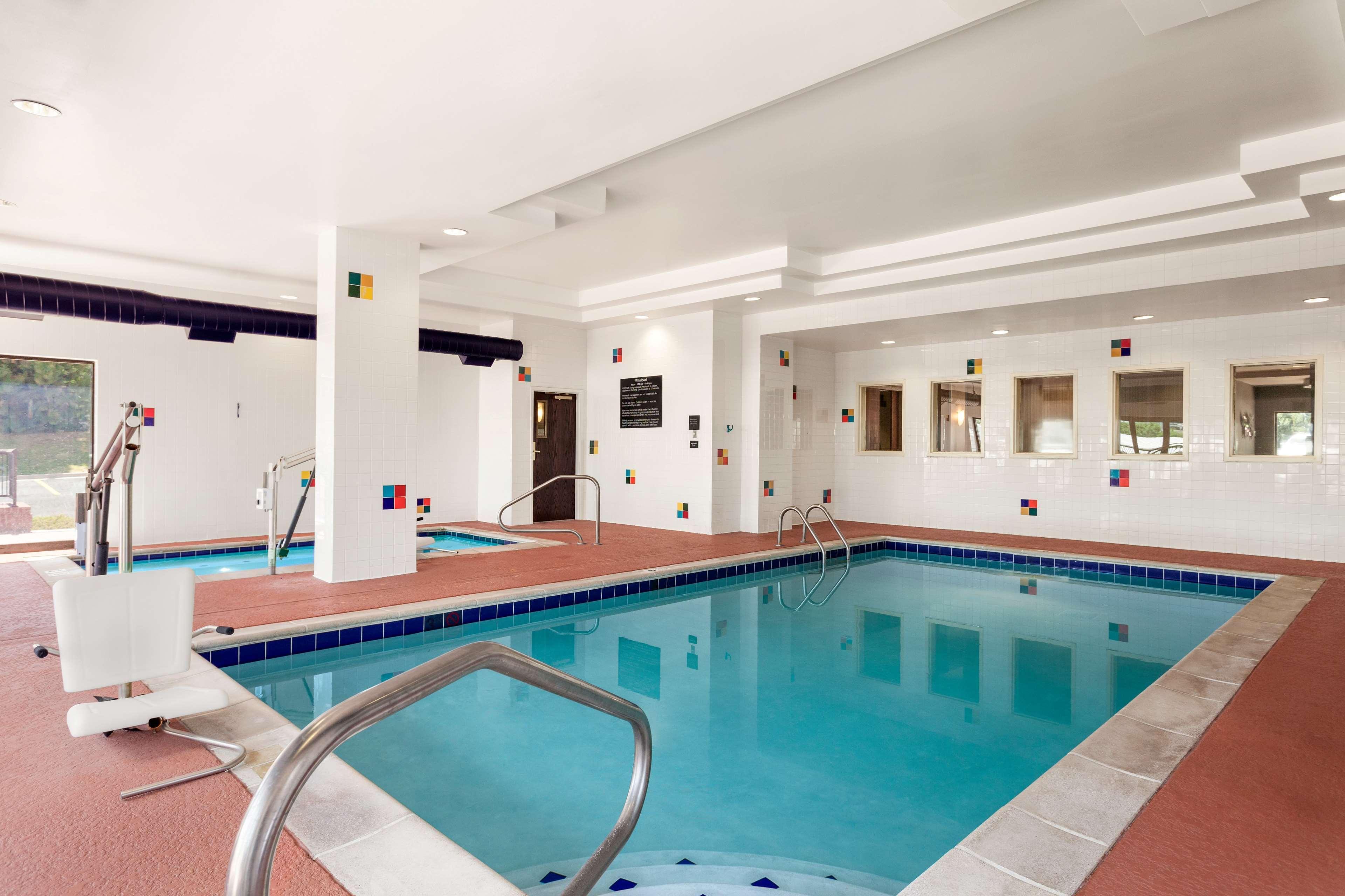 Hampton Inn & Suites Denver-Cherry Creek Экстерьер фото
