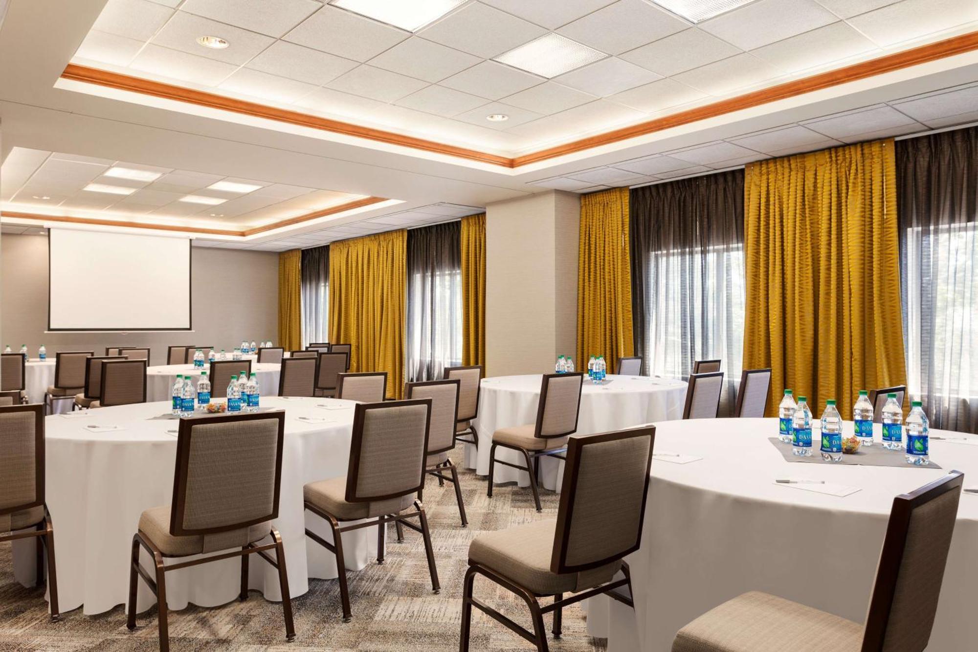 Hampton Inn & Suites Denver-Cherry Creek Экстерьер фото