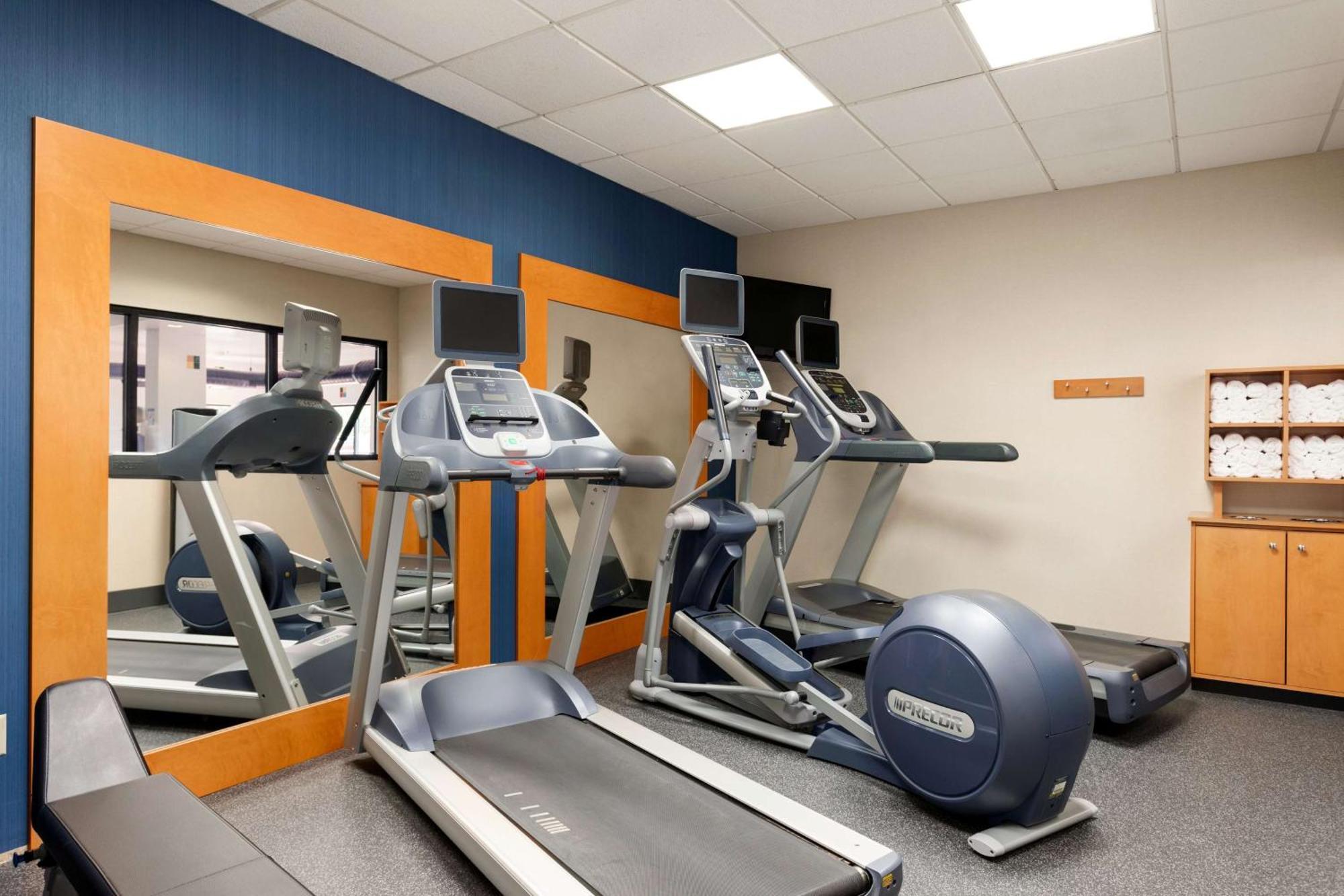 Hampton Inn & Suites Denver-Cherry Creek Экстерьер фото