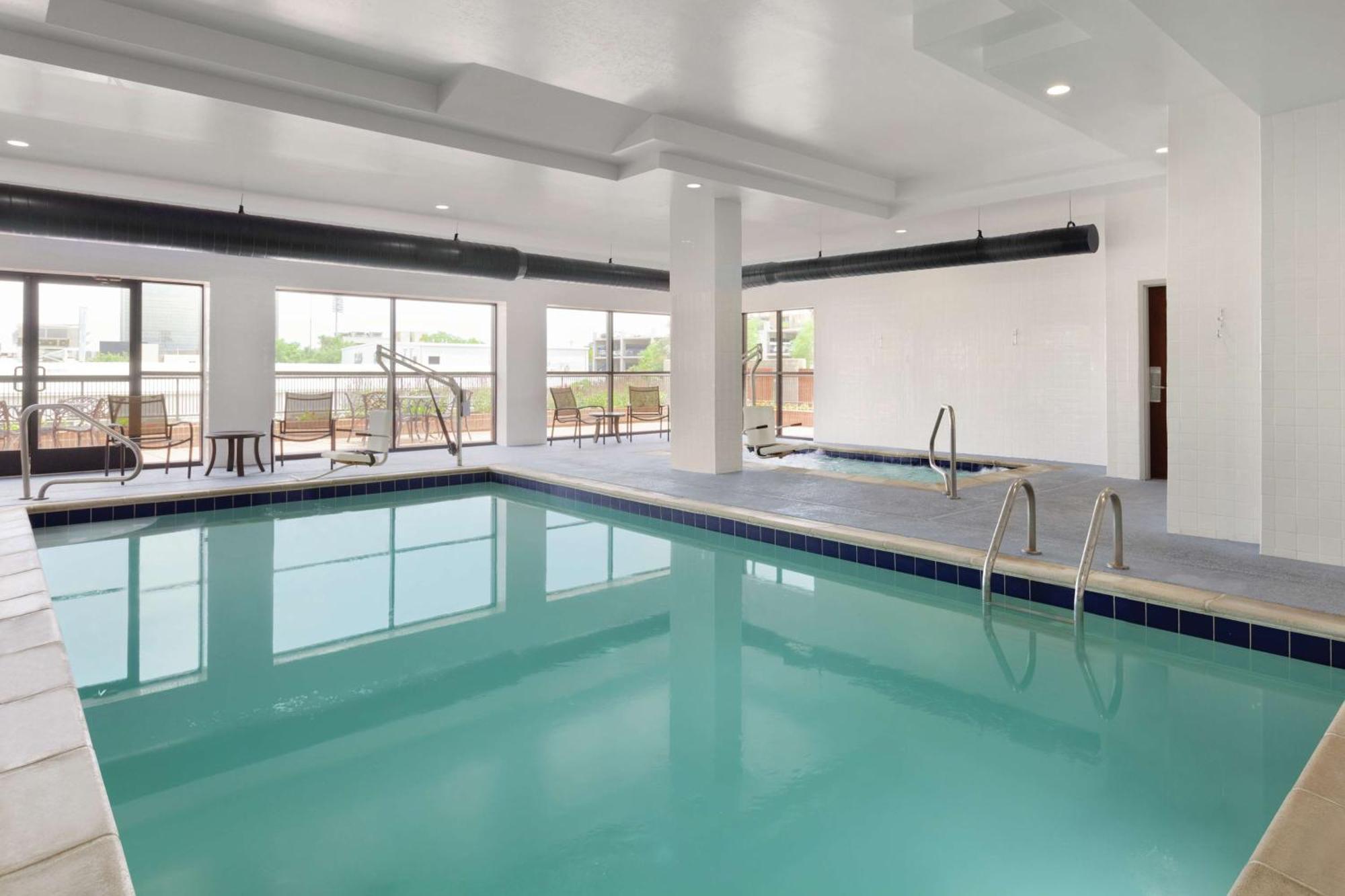 Hampton Inn & Suites Denver-Cherry Creek Экстерьер фото