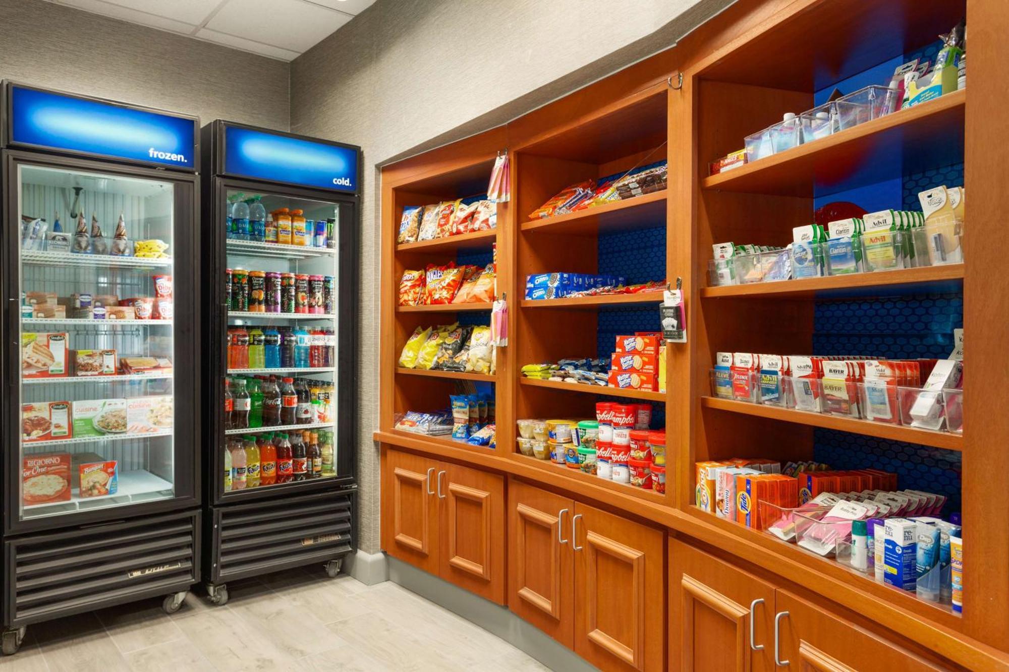 Hampton Inn & Suites Denver-Cherry Creek Экстерьер фото